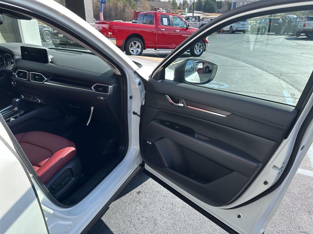 new 2025 Mazda CX-5 car, priced at $33,021
