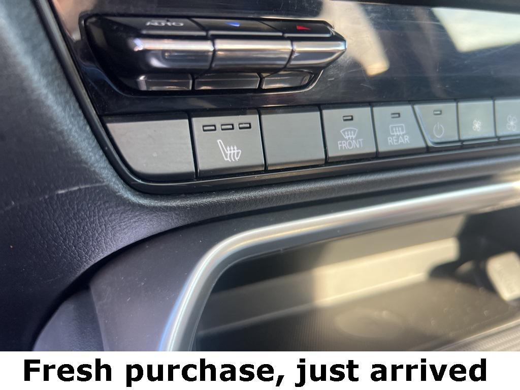 used 2024 Mazda CX-90 car, priced at $37,990