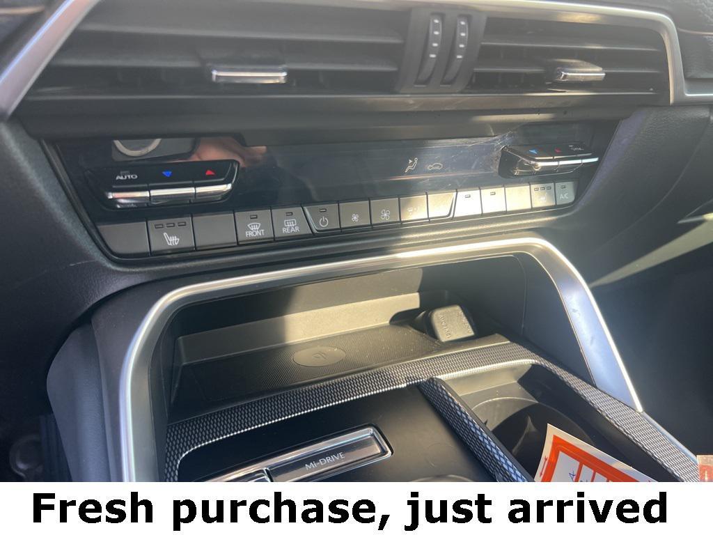 used 2024 Mazda CX-90 car, priced at $37,990