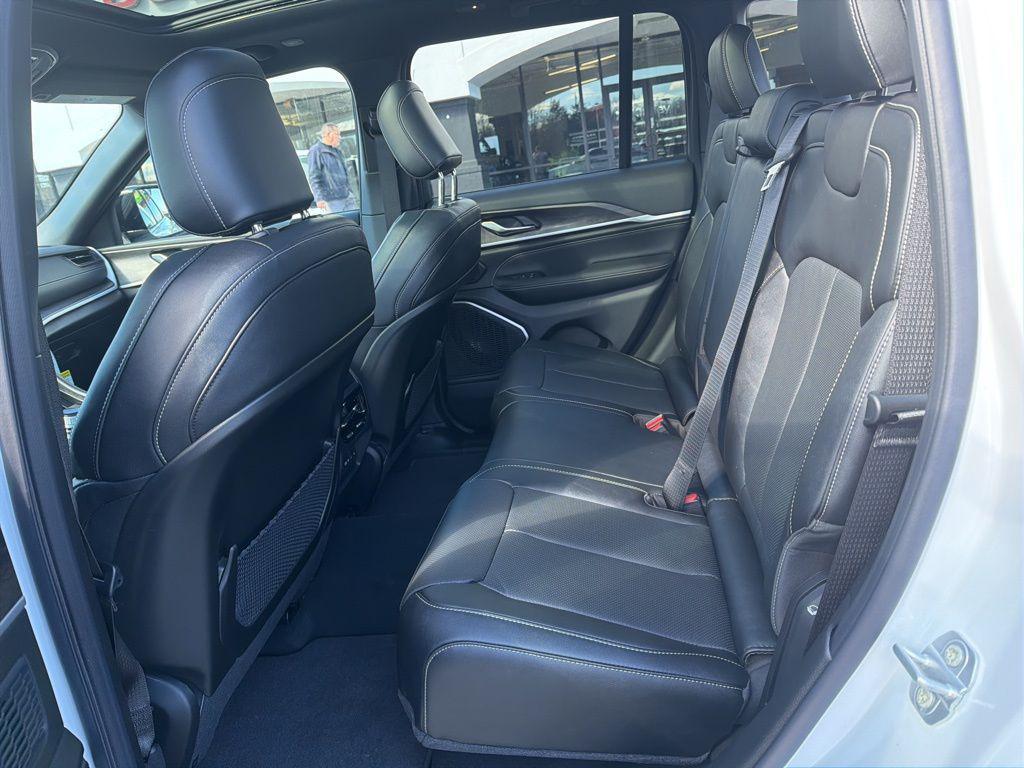 new 2026 Jeep Grand Cherokee car, priced at $52,716