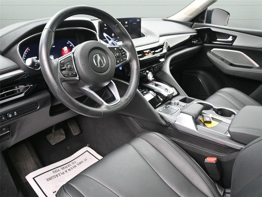 used 2024 Acura MDX car, priced at $41,500
