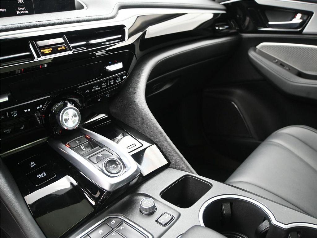 used 2024 Acura MDX car, priced at $41,500