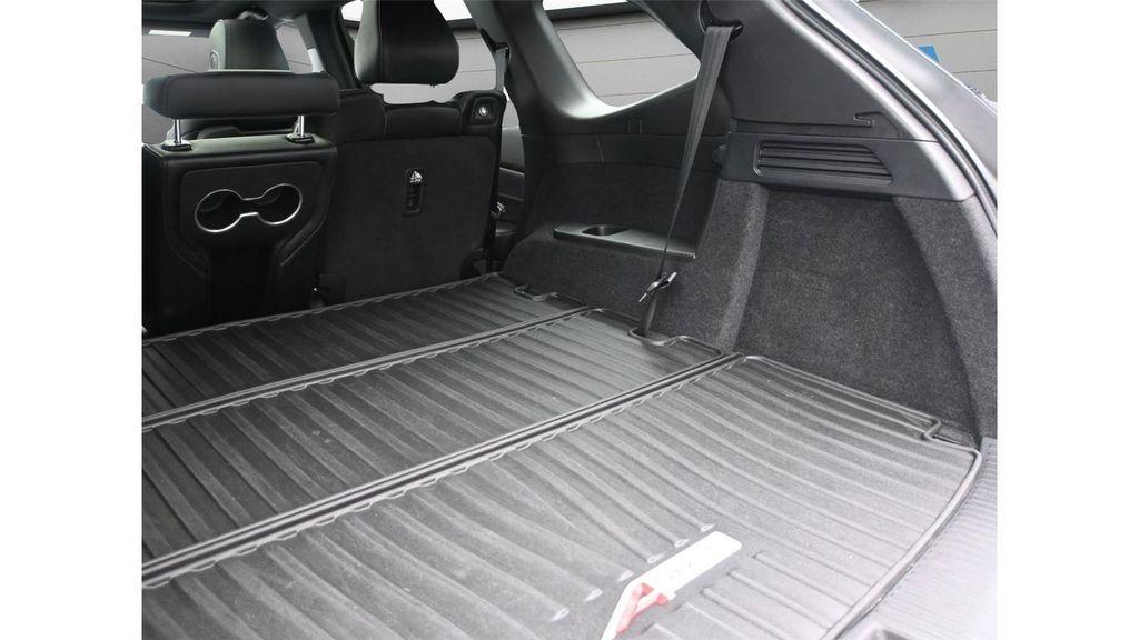 used 2023 Acura MDX car, priced at $38,400