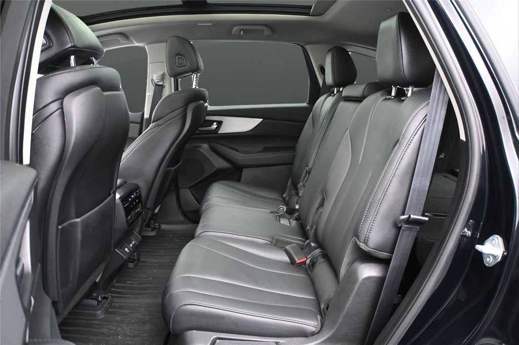 used 2024 Acura MDX car, priced at $38,700