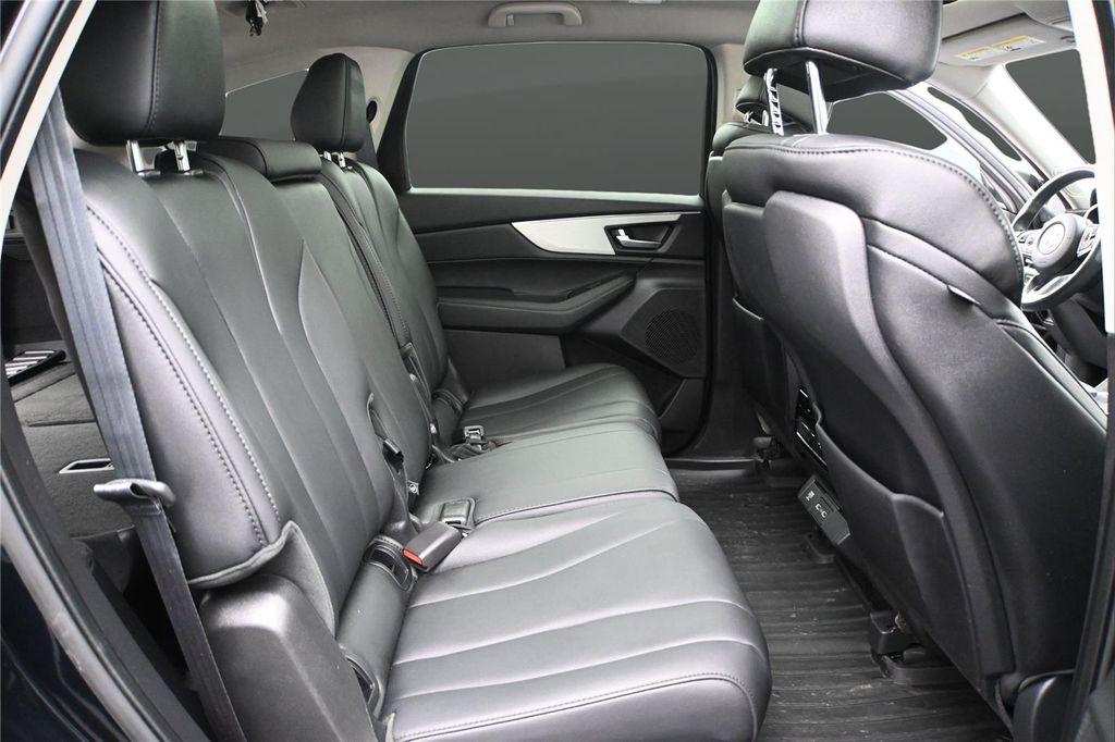used 2024 Acura MDX car, priced at $38,700