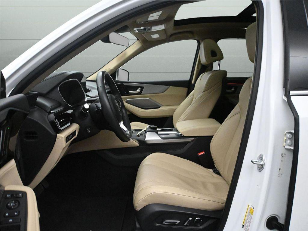 used 2024 Acura MDX car, priced at $41,500