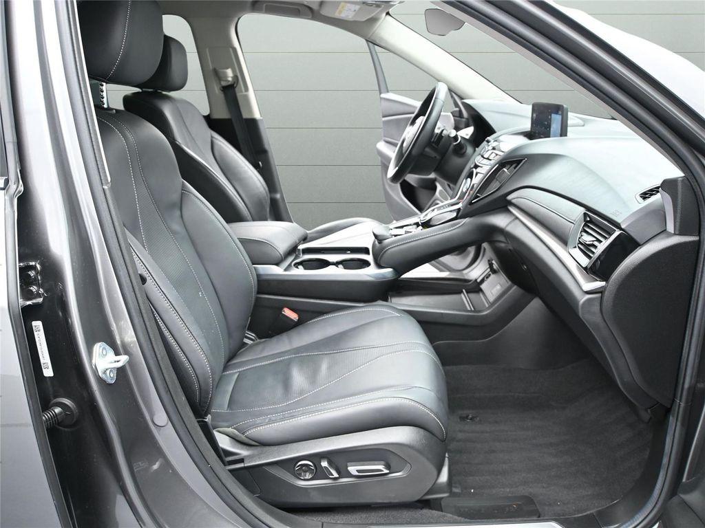 used 2025 Acura RDX car, priced at $39,500