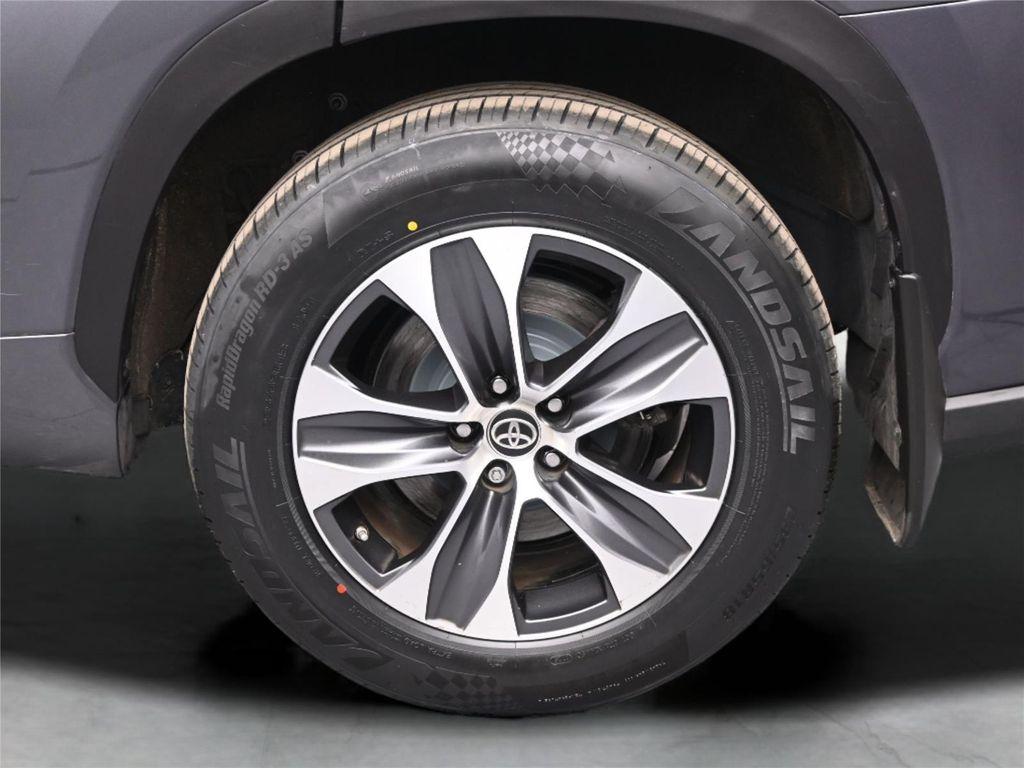 used 2023 Toyota Highlander car, priced at $35,000