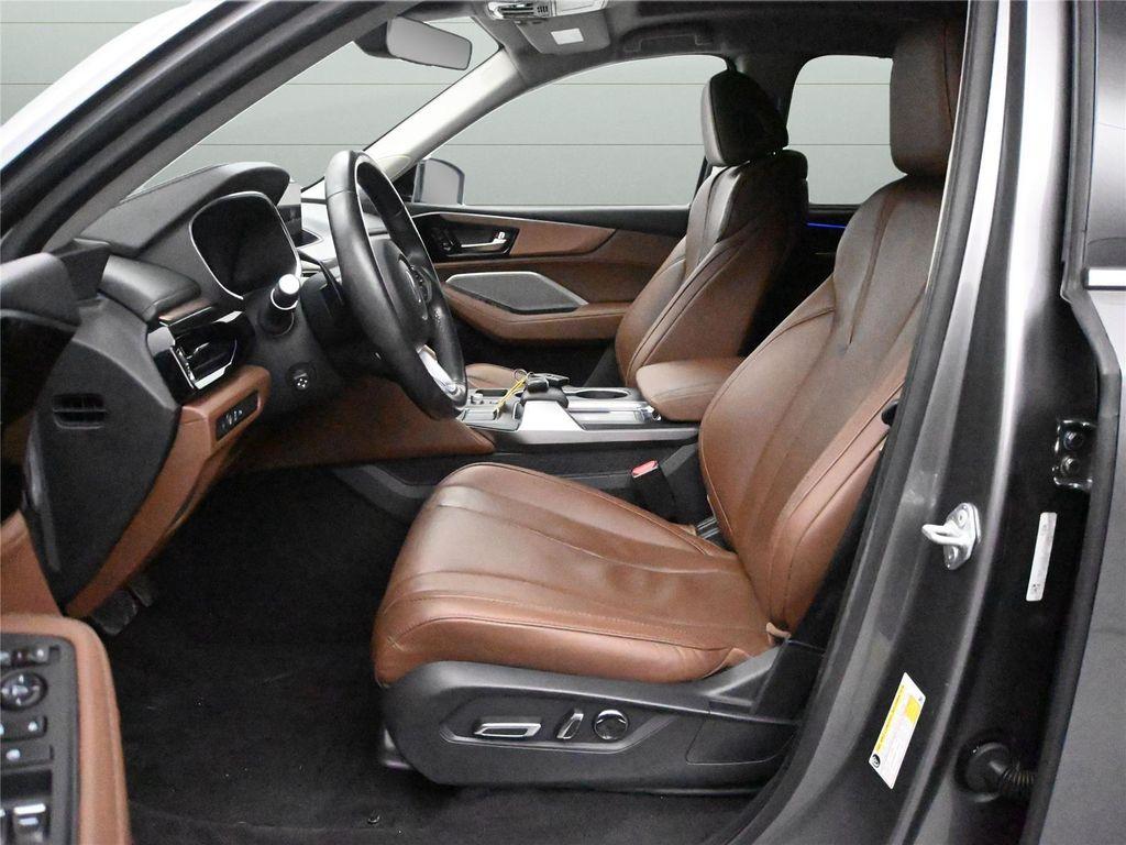 used 2024 Acura MDX car, priced at $40,000