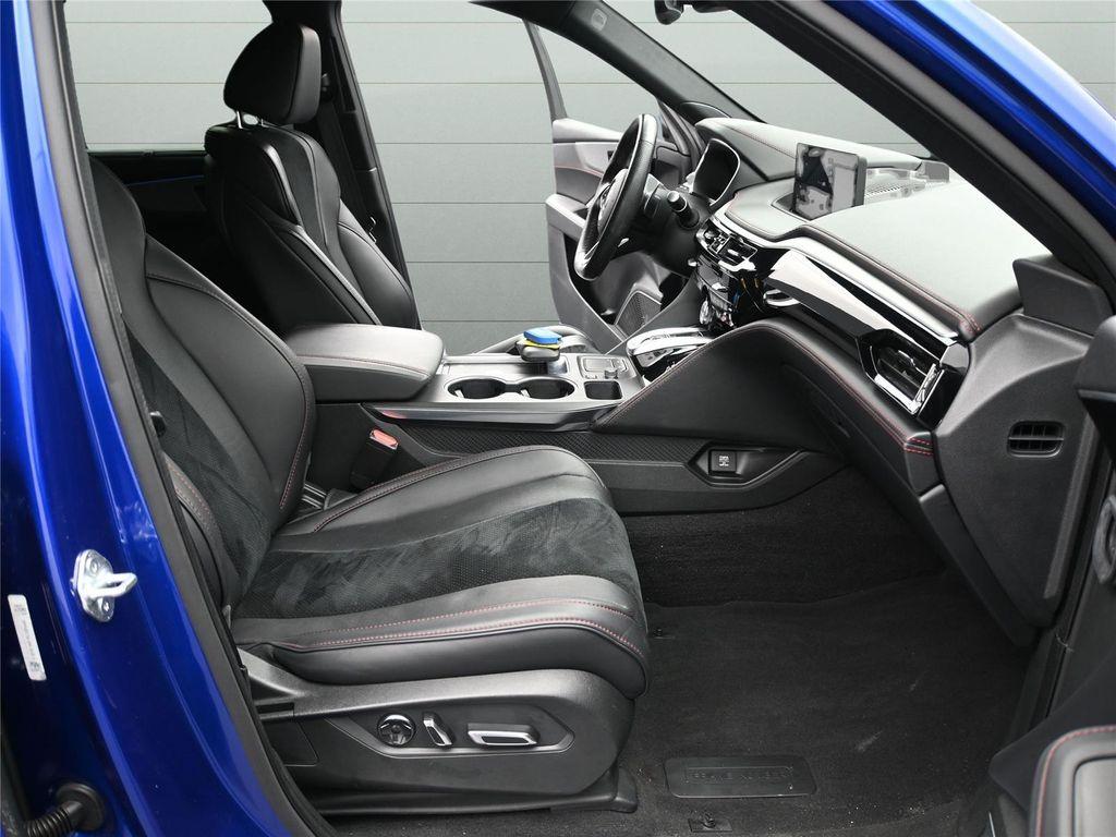 used 2023 Acura MDX car, priced at $38,250