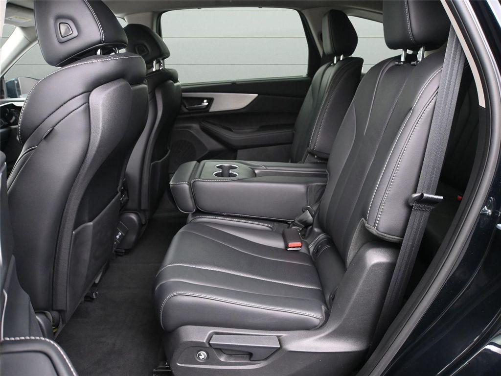 used 2024 Acura MDX car, priced at $41,700