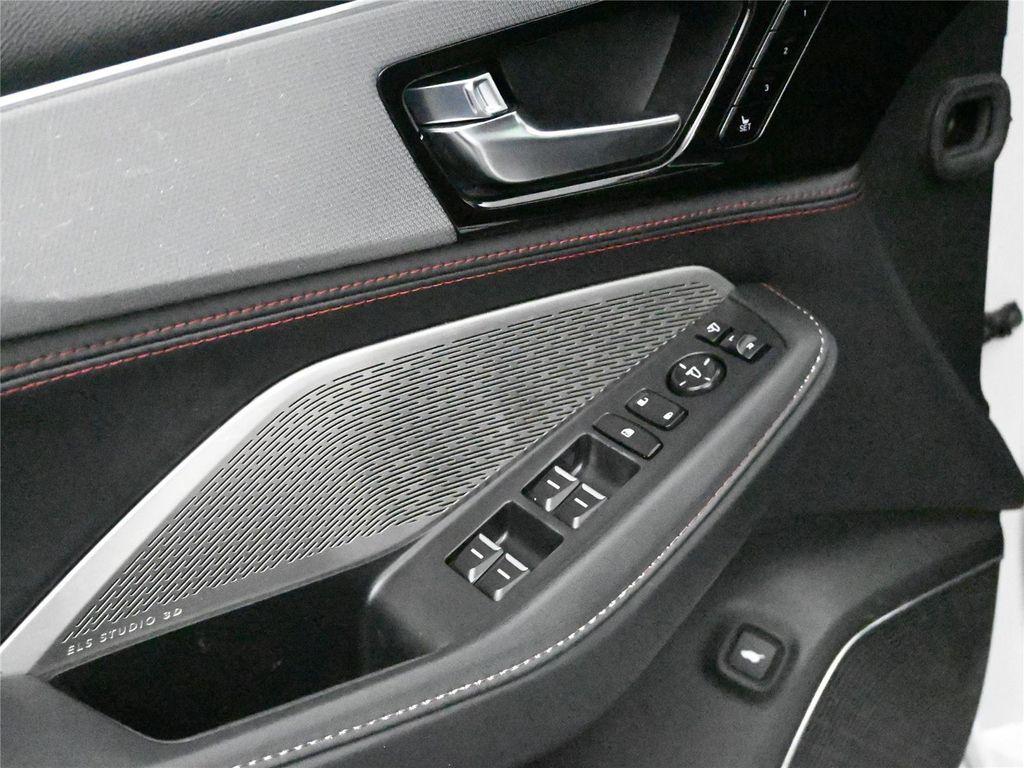 used 2023 Acura MDX car, priced at $38,800