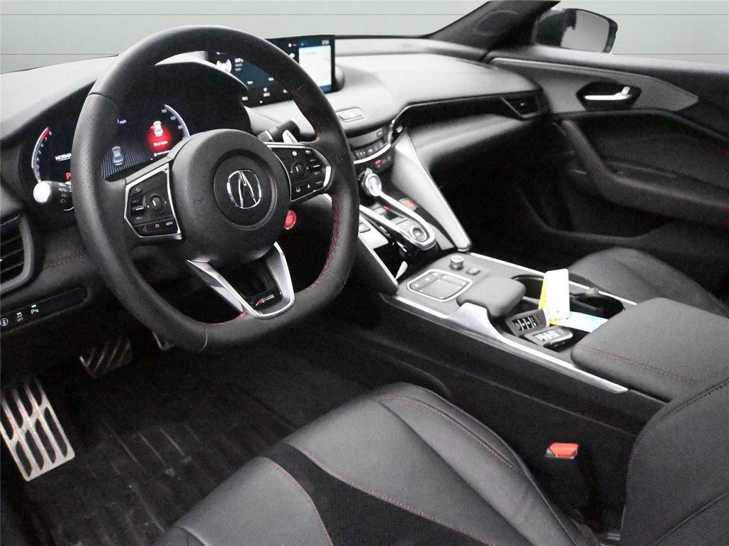 used 2025 Acura TLX car, priced at $41,500