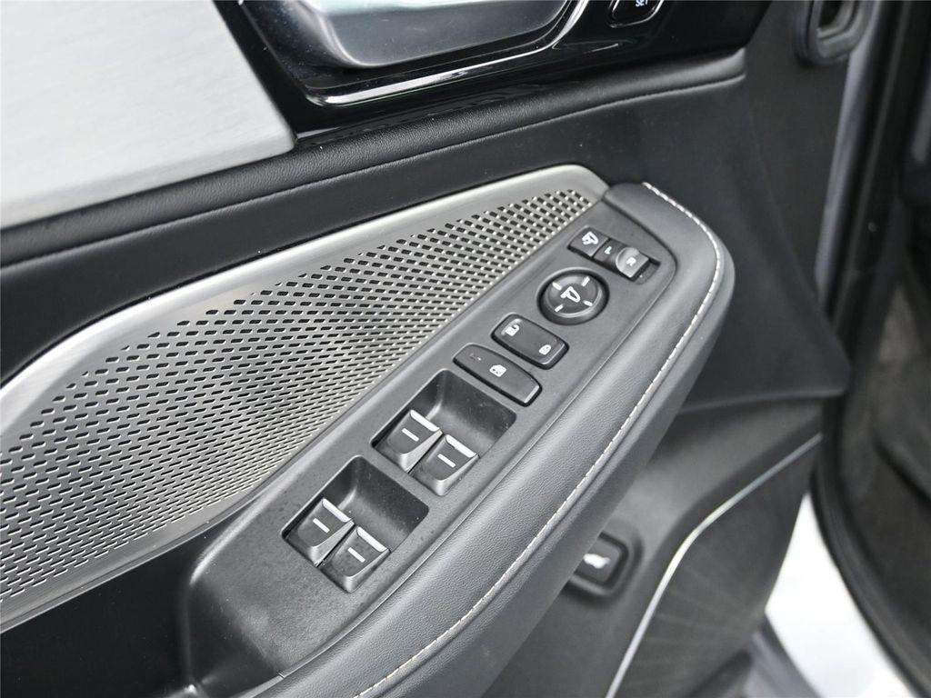 used 2023 Acura MDX car, priced at $36,800