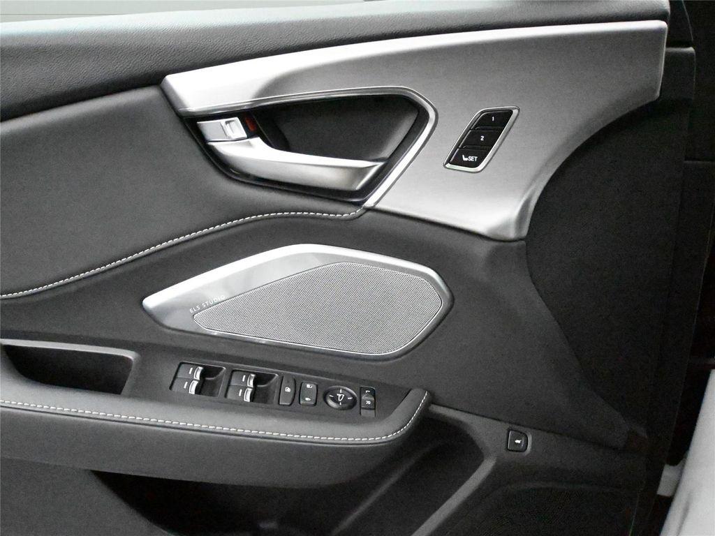 used 2022 Acura RDX car, priced at $31,000