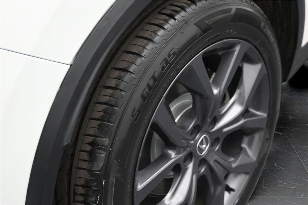 used 2024 Acura MDX car, priced at $45,600