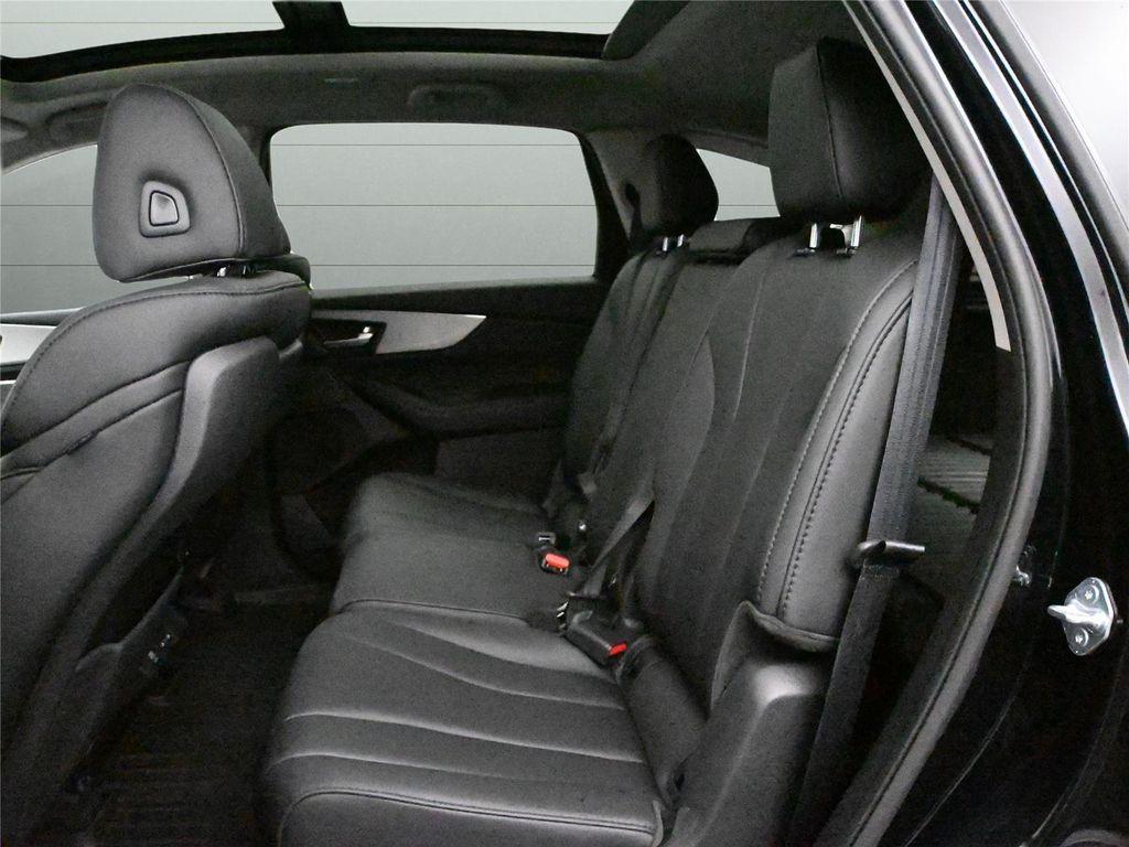 used 2025 Acura MDX car, priced at $45,300