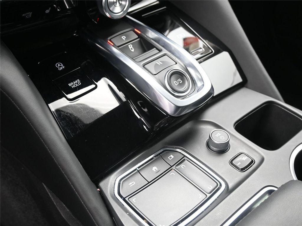 used 2024 Acura MDX car, priced at $39,700