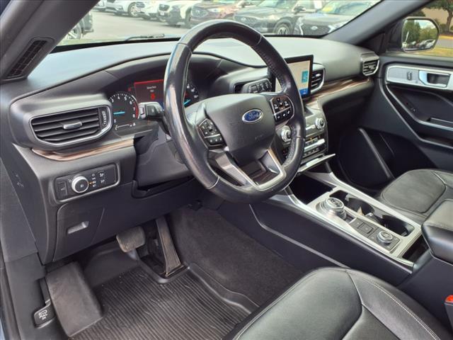 used 2020 Ford Explorer car, priced at $25,000