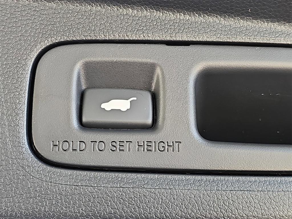 new 2026 Honda CR-V Hybrid car, priced at $39,630