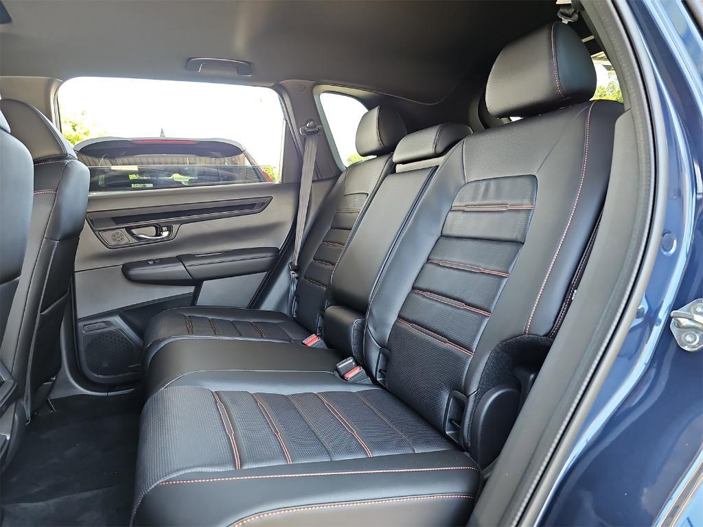 new 2026 Honda CR-V Hybrid car, priced at $40,175