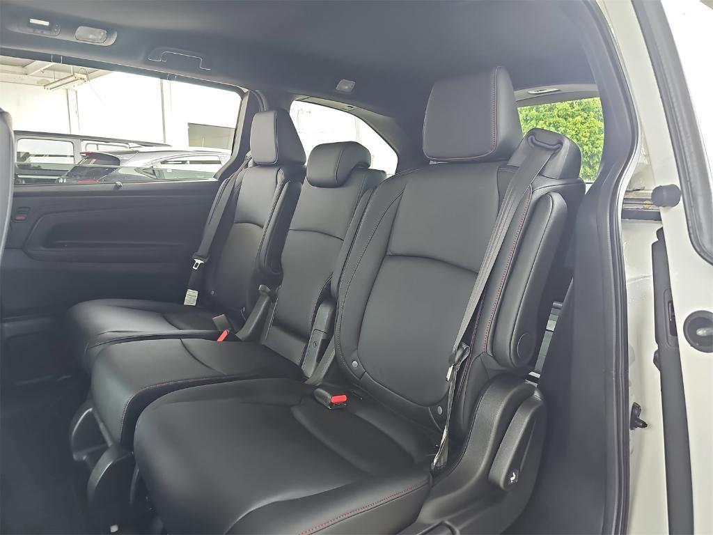 new 2026 Honda Odyssey car, priced at $45,345