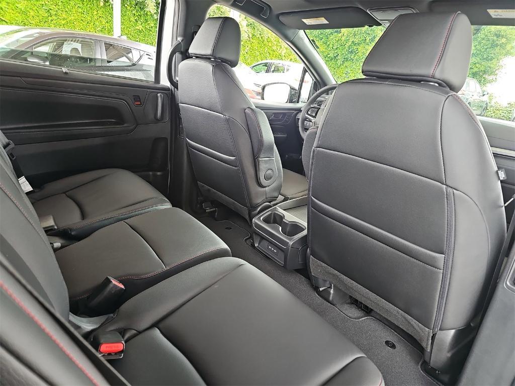 new 2026 Honda Odyssey car, priced at $45,345