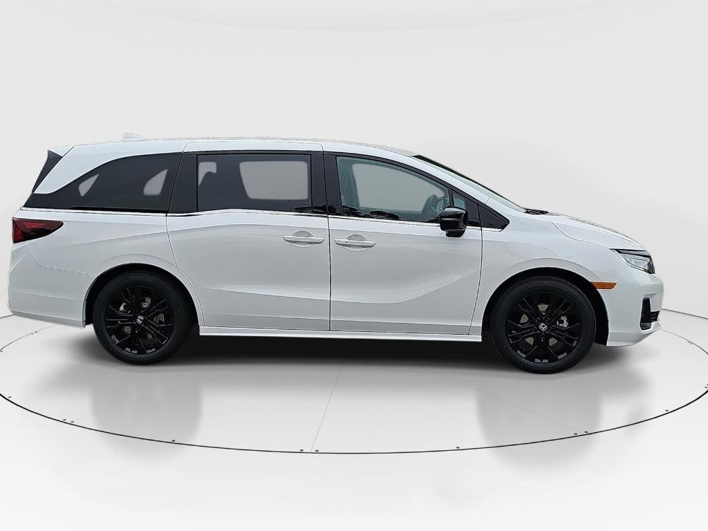 new 2026 Honda Odyssey car, priced at $45,845