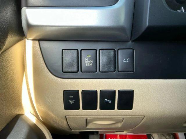 2015 Red Toyota Highlander