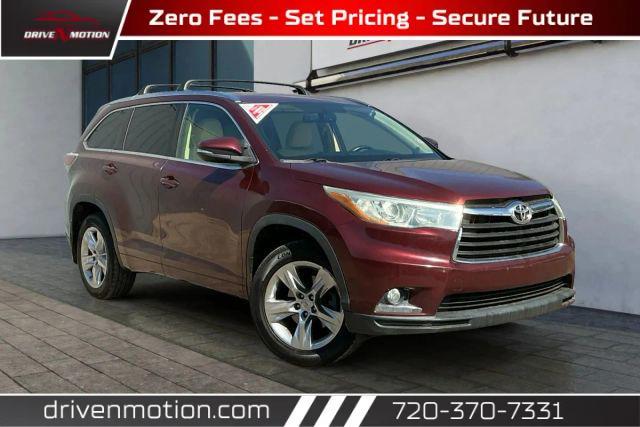 2015 Red Toyota Highlander