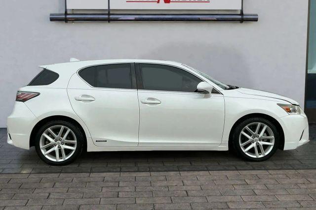 used 2015 Lexus CT 200h car, priced at $13,984