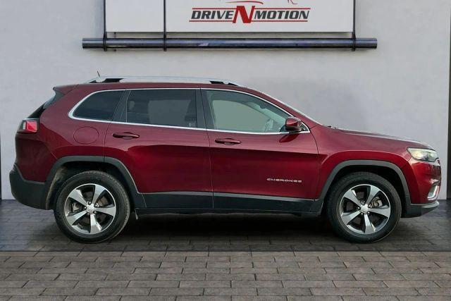 used 2019 Jeep Cherokee car, priced at $14,984