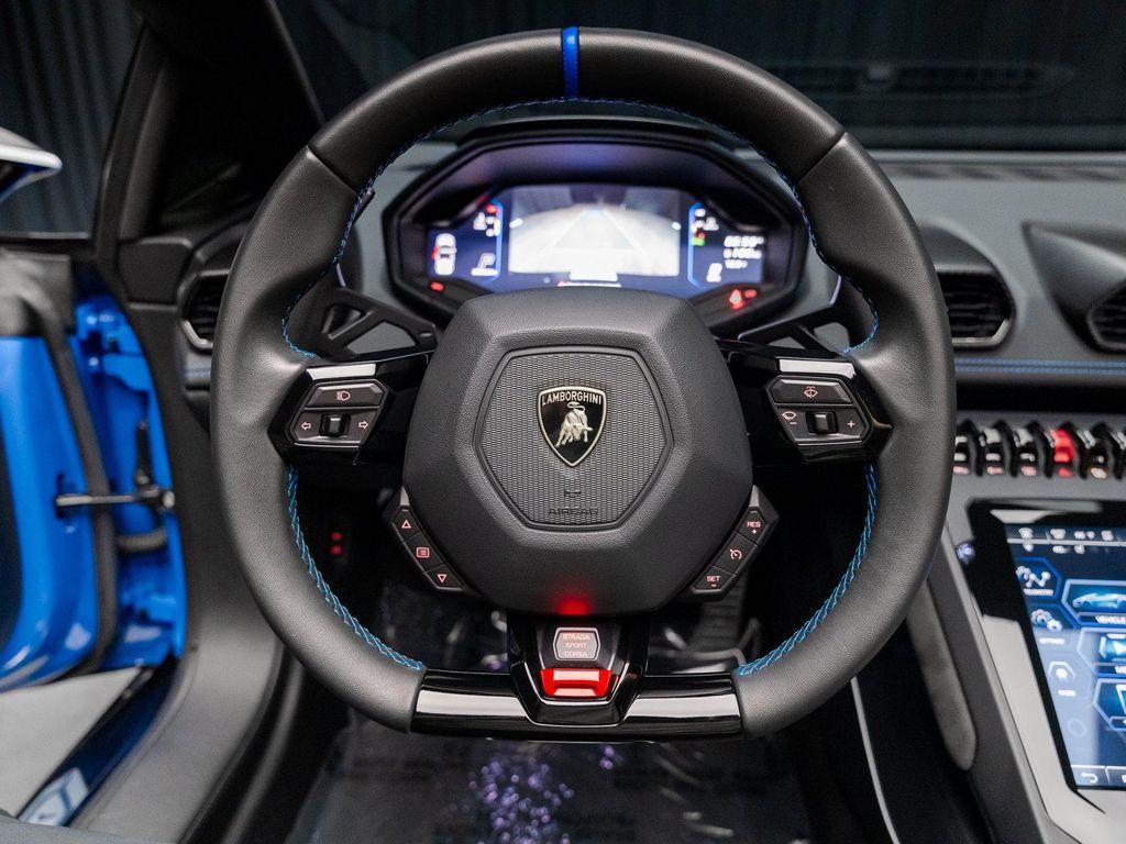 Lamborghini Huracan view 63