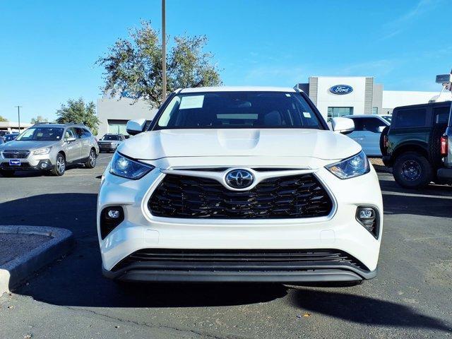 used 2024 Toyota Highlander car, priced at $35,914