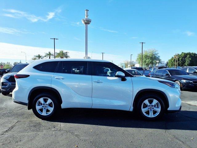 used 2024 Toyota Highlander car, priced at $35,914
