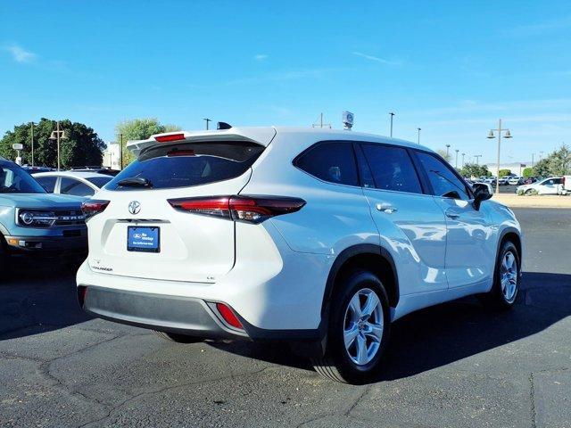 used 2024 Toyota Highlander car, priced at $35,914
