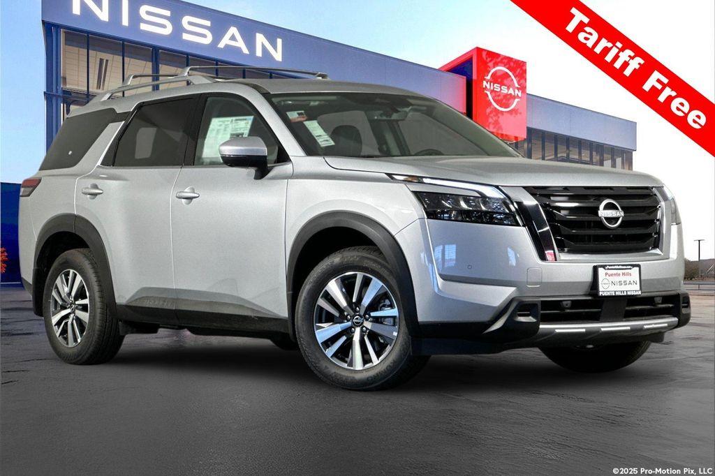 new 2025 Nissan Pathfinder car, priced at $36,444