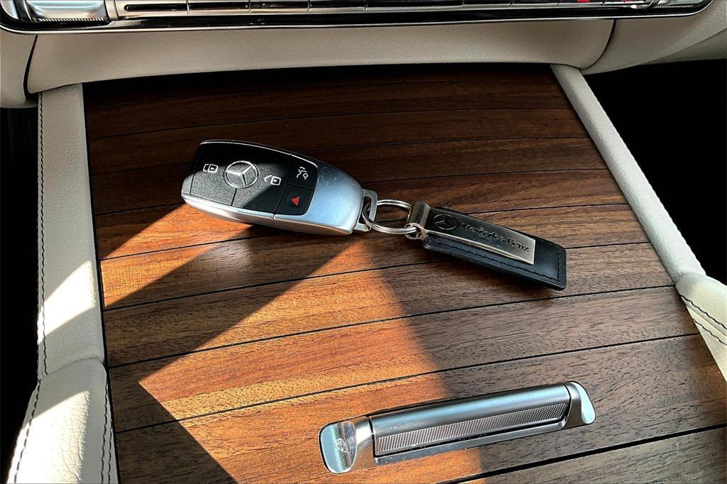 used 2024 Mercedes-Benz GLE 450 car, priced at $61,900