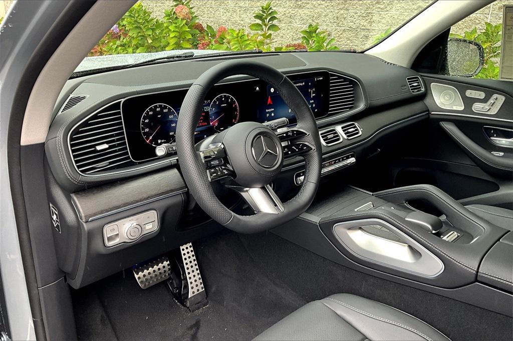 new 2026 Mercedes-Benz GLS 450 car, priced at $96,995