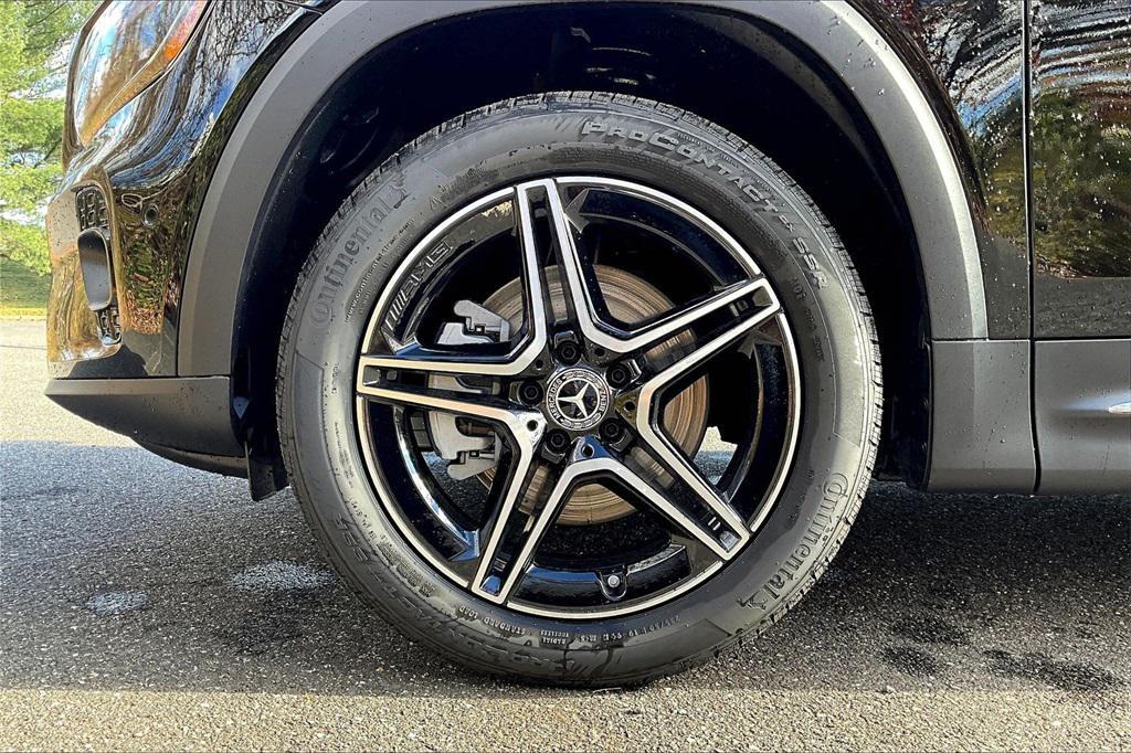 new 2026 Mercedes-Benz GLB 250 car, priced at $52,345