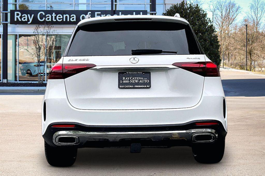new 2026 Mercedes-Benz GLE 450 car, priced at $77,595