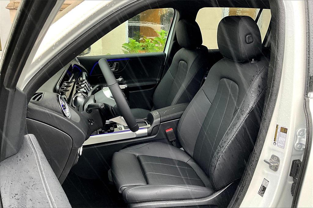 new 2026 Mercedes-Benz GLB 250 car, priced at $52,895