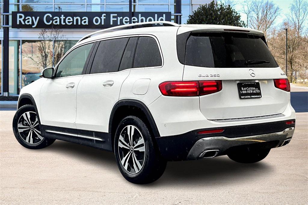new 2026 Mercedes-Benz GLB 250 car, priced at $52,895