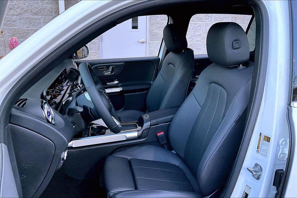 new 2026 Mercedes-Benz GLB 250 car, priced at $51,835