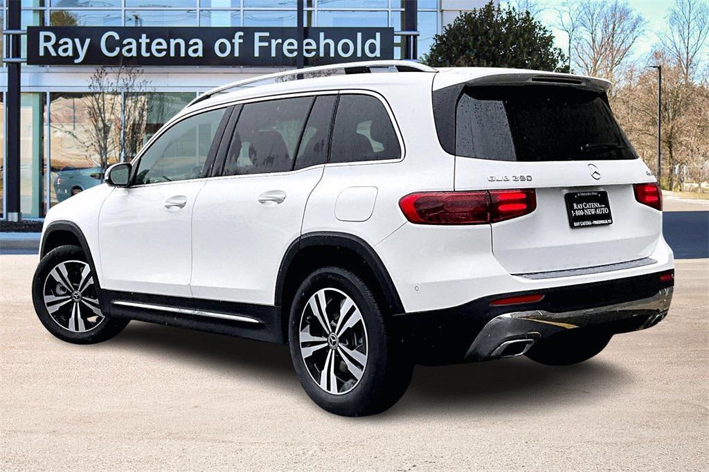 new 2026 Mercedes-Benz GLB 250 car, priced at $52,345