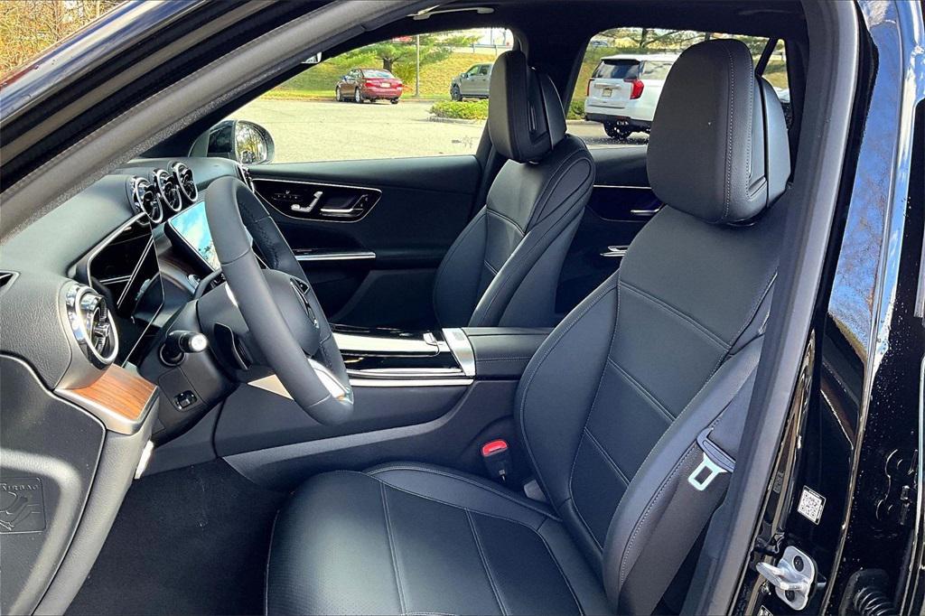 new 2026 Mercedes-Benz GLC 300 car, priced at $55,025