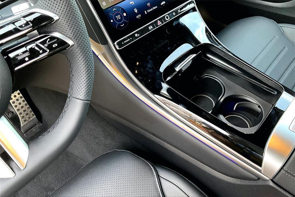 new 2026 Mercedes-Benz GLC 300 car, priced at $61,570