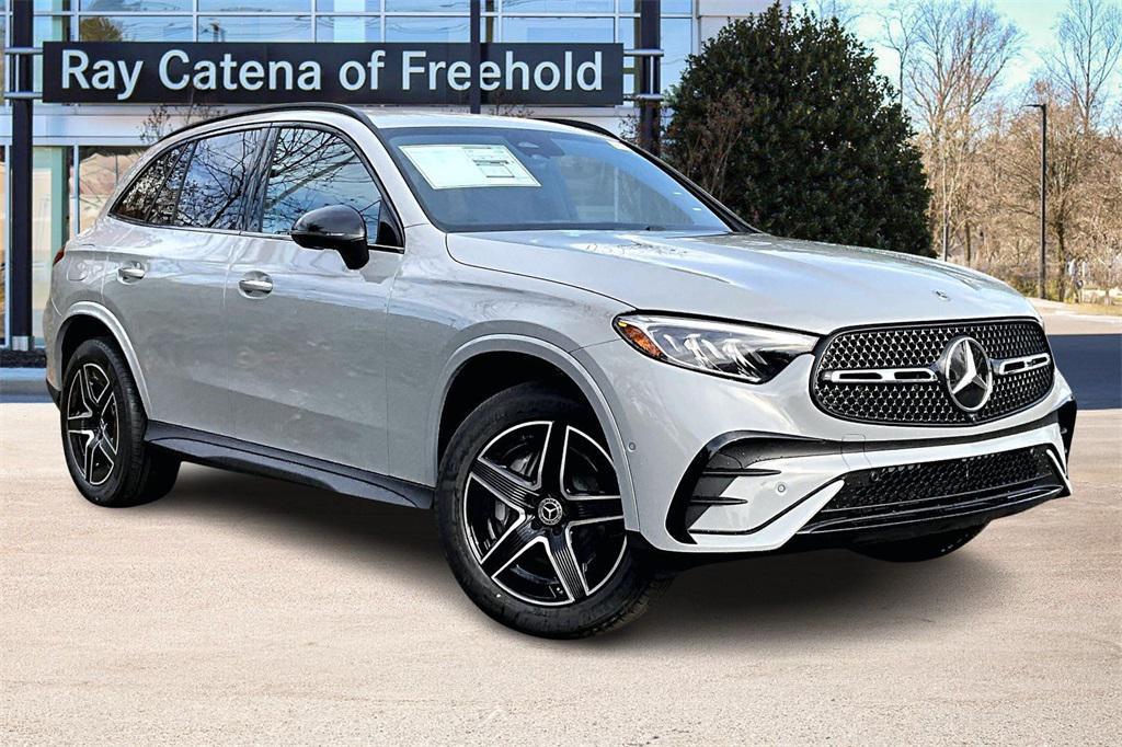 new 2026 Mercedes-Benz GLC 300 car, priced at $61,570