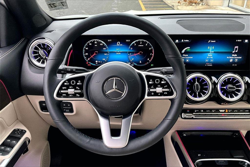 used 2022 Mercedes-Benz GLB 250 car, priced at $31,900