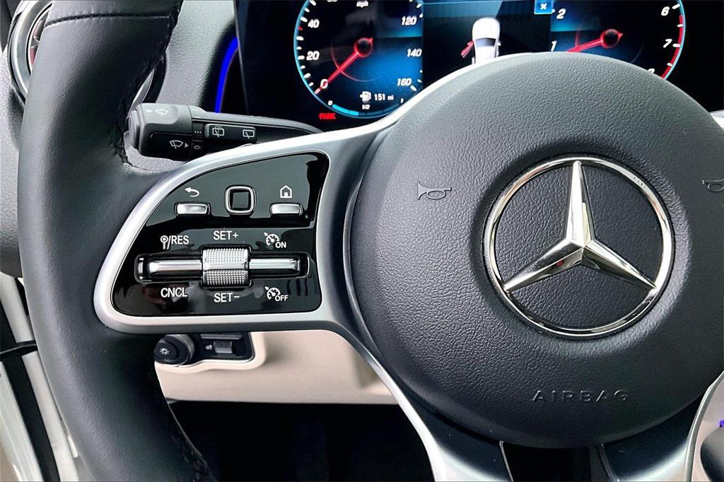 used 2022 Mercedes-Benz GLB 250 car, priced at $31,900